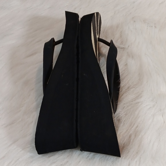 Coach Zebra Flip Flops Sz 7 - 7.5 - Picture 7 of 8